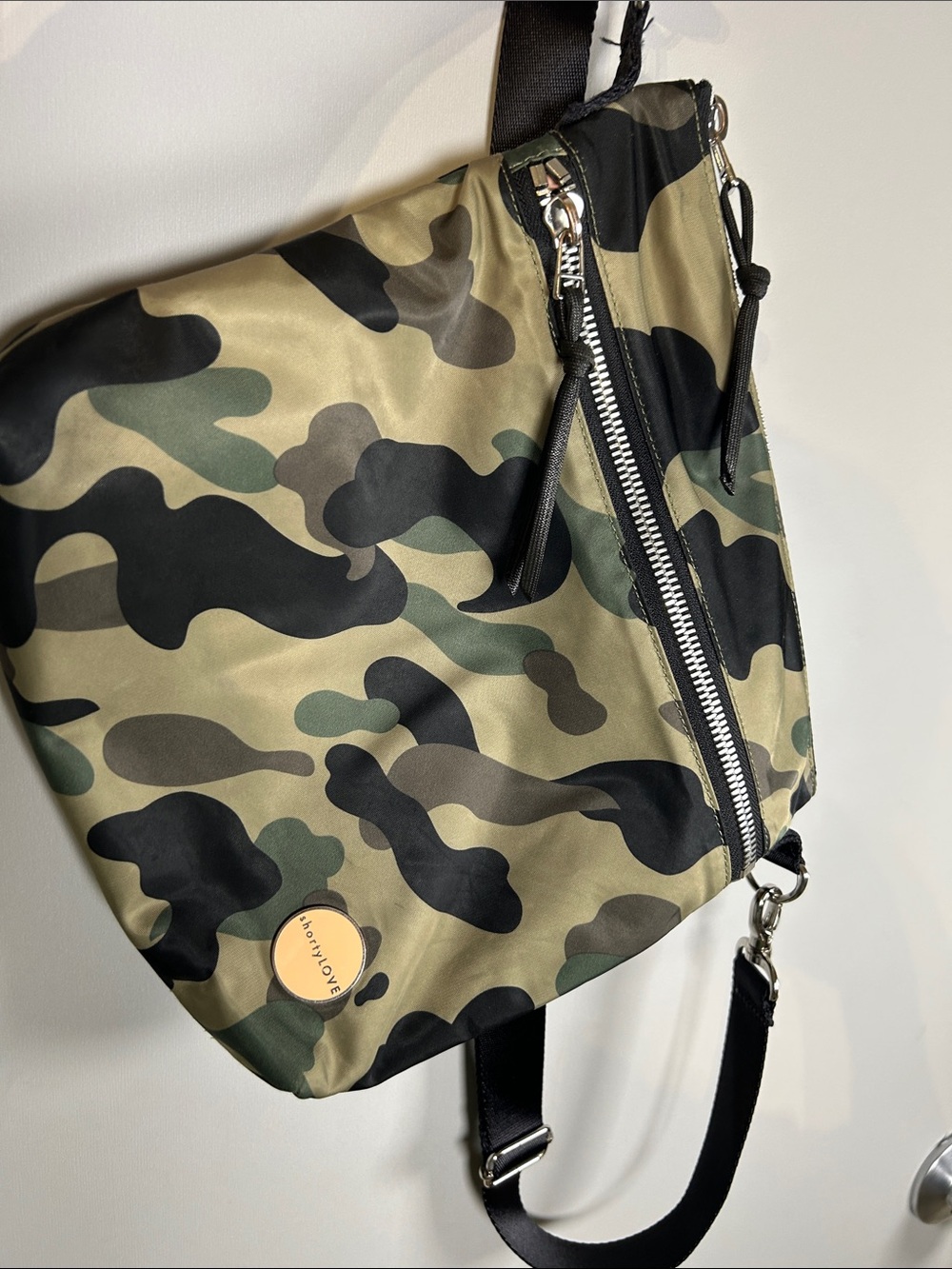 shortyLOVE AMUSE Green Camo Crossbody Bag Medium Yellow Handle  LIKE NEW! - Picture 10 of 10